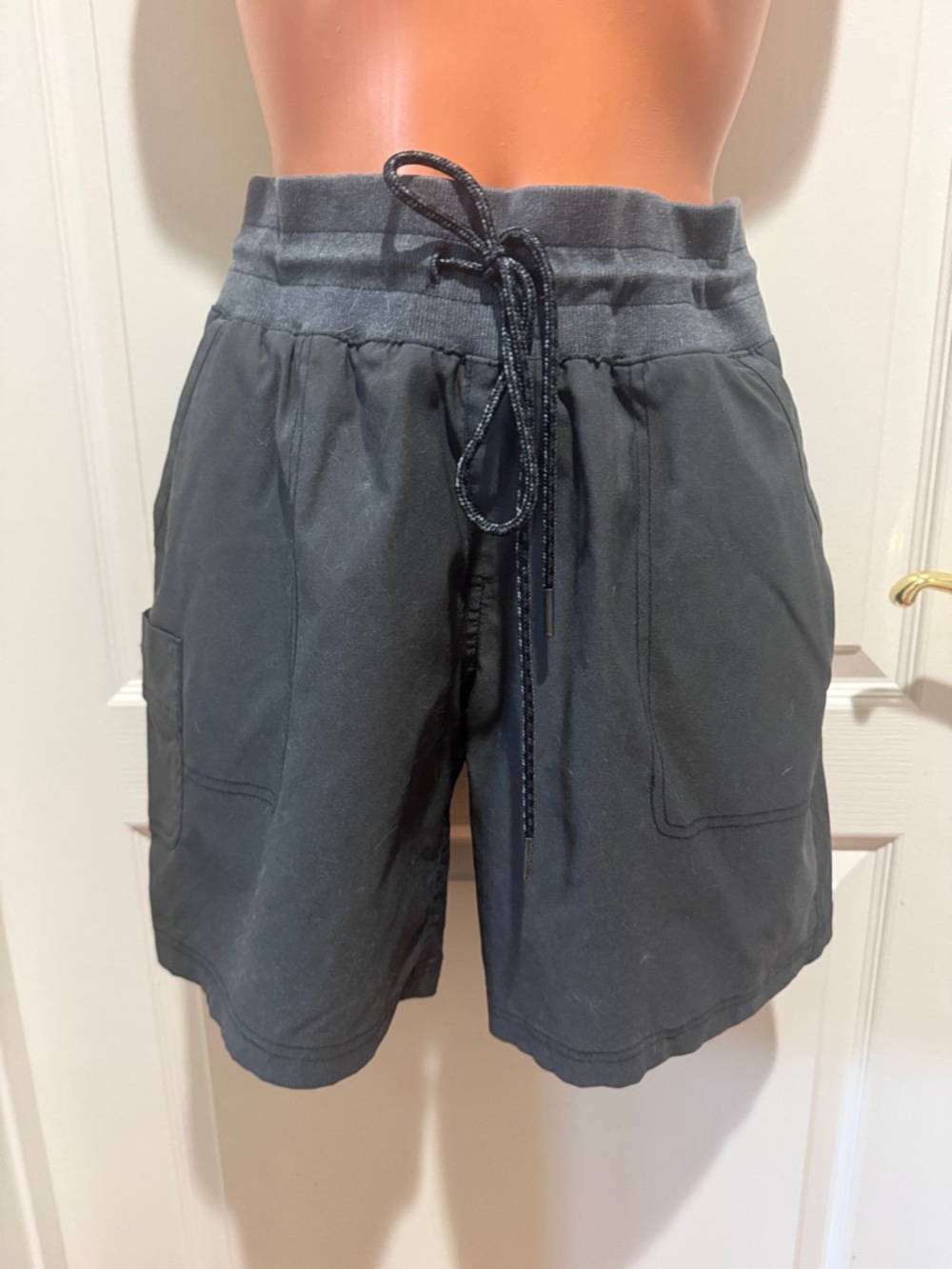 COLUMBIA Gavin Ridge Casual Shorts Charcoal Gray L Large $40 EUC KL